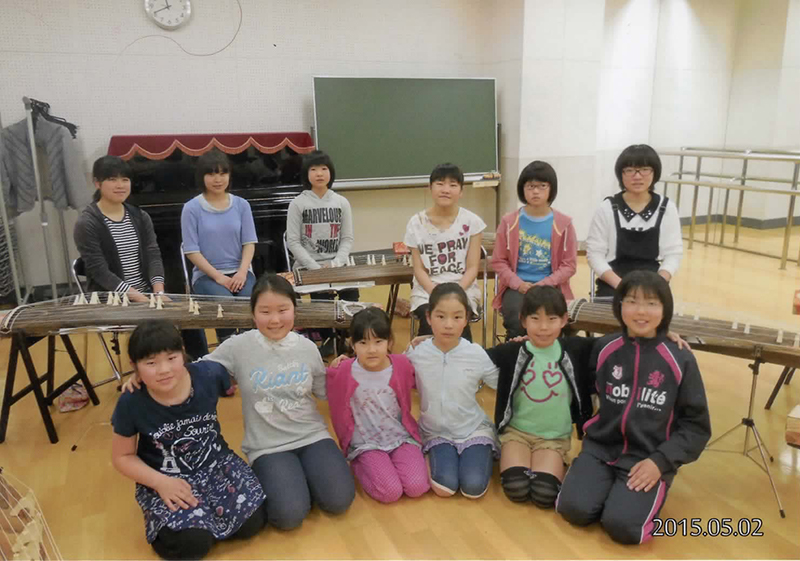 6.伝統文化子どもお琴教室 琴演奏
